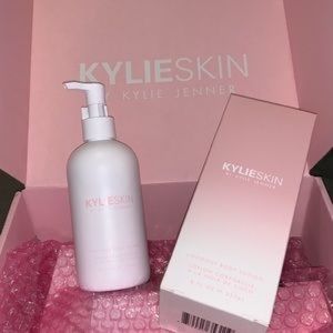 Kylie Skin Coconut Body Lotion (PACKAGE UNOPENED!)